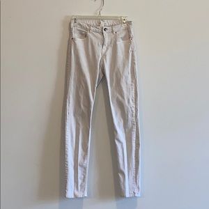 WHITE SKINNY JEANS